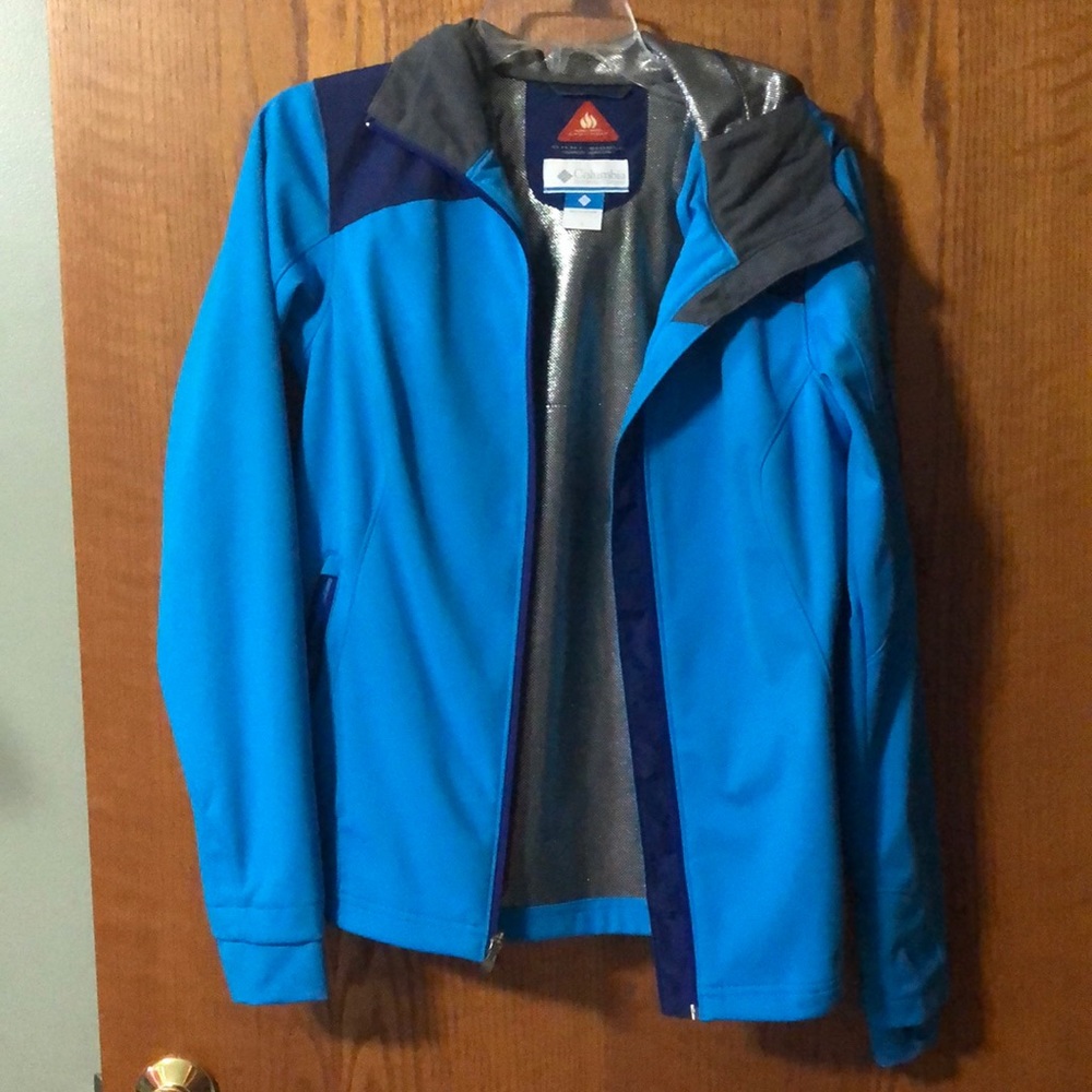 Columbia rain repellant thermal jacket